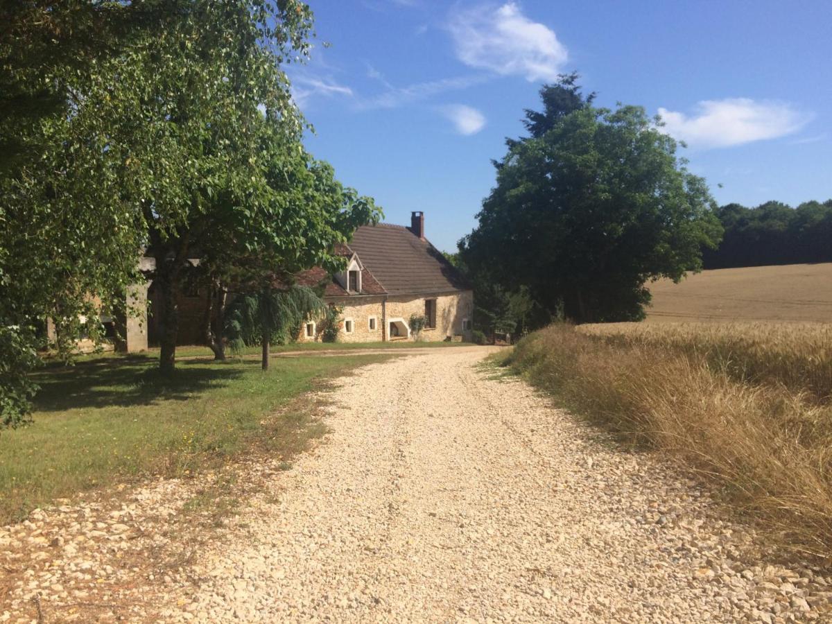 Gite Du Ru D Ausson Villa Avrigny  Exterior photo